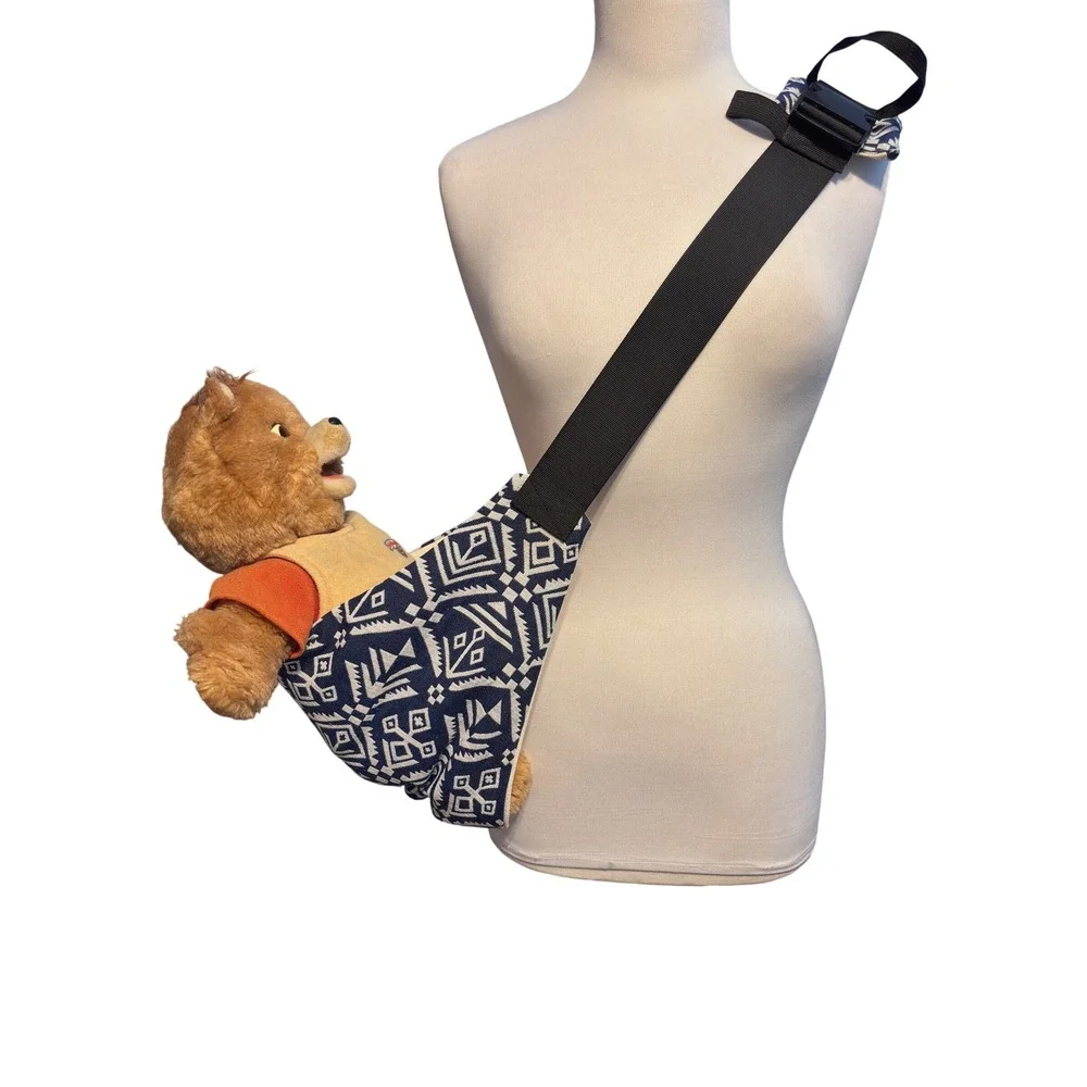 Mother's Love Baby Sling Carrier Kids OS Navy White Tribal Geometric Excellent